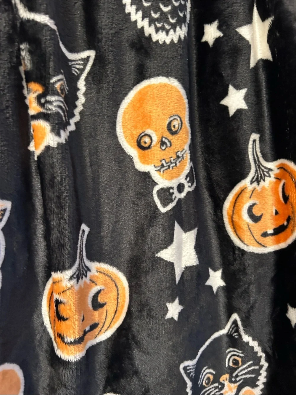Oversized Plush Throw - Black & Orange Vintage Halloween Design